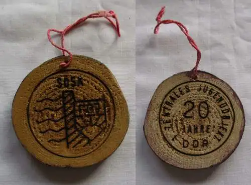 DDR Holz Medaille 20 Jahre DDR 1.Zentrales Jugendobjekt FDJ Sosa 1969 (149912)