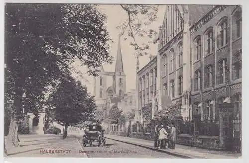 39078 Feldpost Ak Halberstadt - Domgymnasium u. Martinikirche 1918