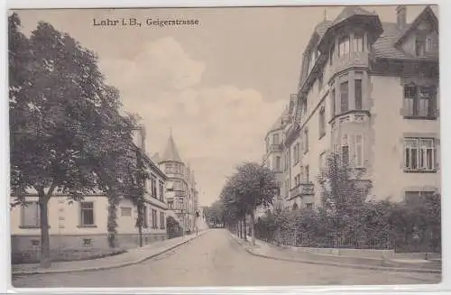 98786 Ak Lahr i. B. - Blick in die Geigerstraße 1919