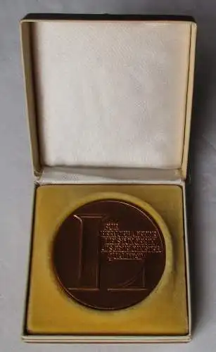 DDR Medaille VEB Wohnungsbaukombinat Gera hervorragende Leistungen (129240)