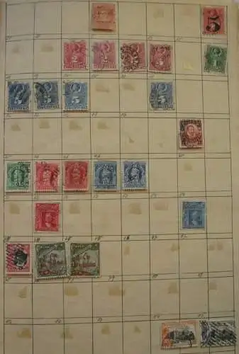 Kleine alte Briefmarkensammlung Chile mit 134 Briefmarken (144334)