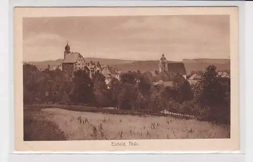 32894 Ak Eisfeld - Totalansicht mit Schloss um 1920