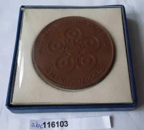 DDR Porzellan Medaille ausgezeichn. Volkskunstkollektiv im Originaletui (116103)