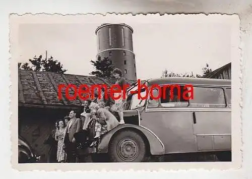 71823 Original Foto Regis Breitingen Autobus vor Wassertum um 1950