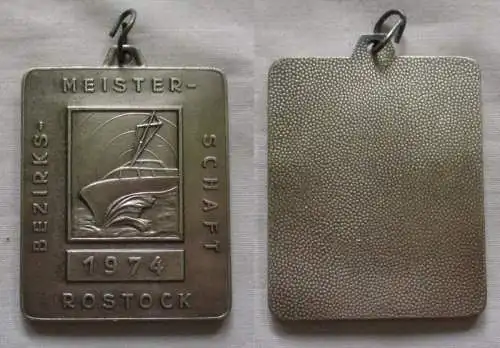 DDR Medaille Plakette Bezirksmeisterschaft Rostock 1974 (150884)