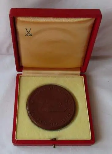 DDR Porzellan Medaille Nationale Volksarmee Militärbezirk Leipzig (116389)