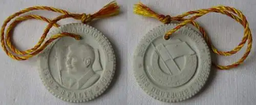 DDR Medaille Meissner Porzellan Stalin der große Freund 1949 (148414)