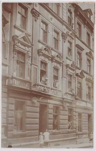 900760 Foto AK Elberfeld - Fassade eines gutbürgerlichen Stadthauses 1909