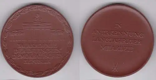 Porzellan Medaille Meissen Bauakademie der DDR (130162)