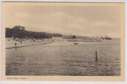 902151 Ak Ostseebad Laboe - Blick vom Meer auf den Strand um 1920
