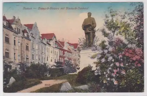900045 AK Nossen -Bismarck-Straße mit Bismarck-Denkmal 1911