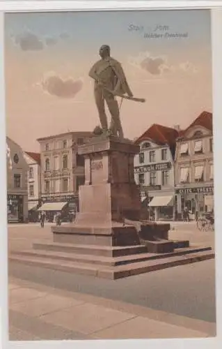 15049 Ak Stolp in Pommern Blücherdenkmal vor Geschäften um 1910