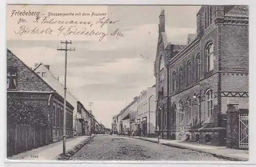 53626 Ak Friedeberg Neumark Strassenpartie mit dem Postamt 1906
