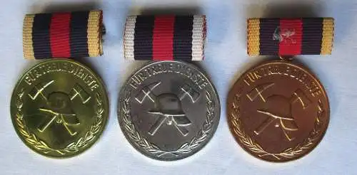 3 x DDR Medaille für treue Dienste freiwillige Feuerwehr (122216)