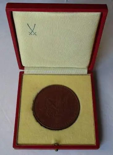 Porzellan Medaille Meissen Zeitz Stadt im Sozialistist. Aufbau 967-1967 (112732)