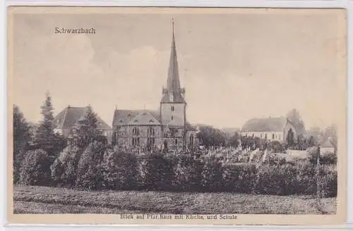 900158 AK Schwarzbach b. Rochlitz - Blick auf Pfarrhaus mit Kirche und Schule