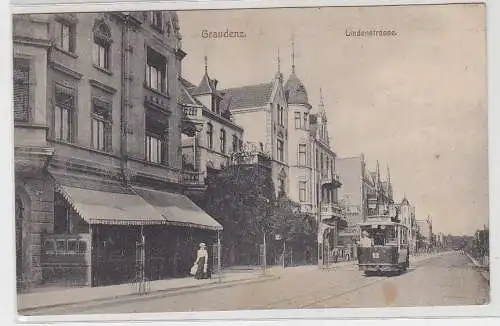 74961 Feldpost Ak Graudenz Lindenstrasse mit Strassenbahn 1914