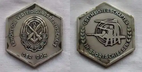 DDR Plakette GST Meisterschaften im Sportschiessen (140643)