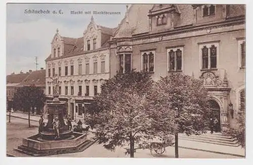 51471 Ak Schönebeck a. E. - Markt mit Marktbrunnen 1909