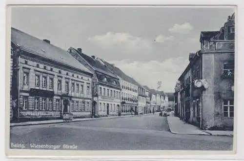 90601 AK Belzig - Wiesenburger Straße, Straßenansicht mit Geschäften 1934