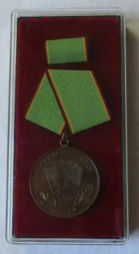 Medaille für treue Dienste in der Kasernierten Volkspolizei KVP im Etui (109122)