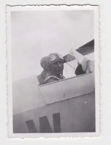 01219 Foto 2 Piloten im offenem Cockpit eines Aufklärers 2.Weltkrieg