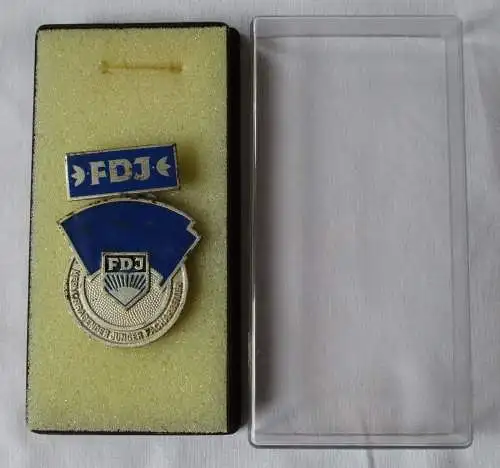 seltener DDR Orden hervorragender Junger Facharbeiter FDJ im Etui (123808)