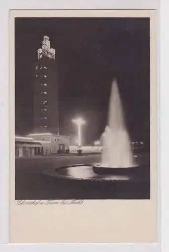 908535 Ak dt. Theater-Ausstellung Magdeburg 1927 - Ehrenhof u. Turm bei Nacht