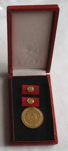 DDR Medaille Orden Verdienter Jurist im Etui Bartel 115 a (100242)