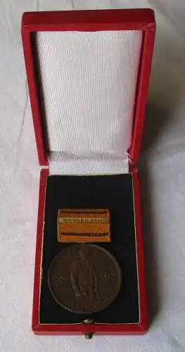 DDR Medaille Verdienste um das Grubenrettungswesen Grubenwehr im Etui (100709)