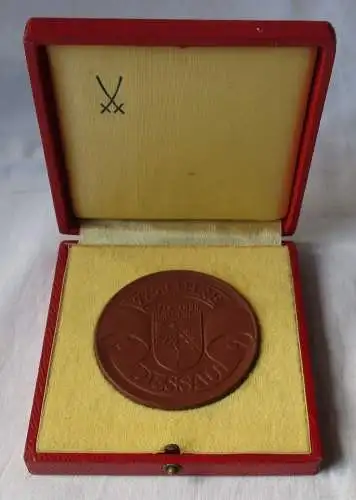 DDR Porzellan Medaille 775 Jahre Dessau 1213-1988 im Originaletui (157993)