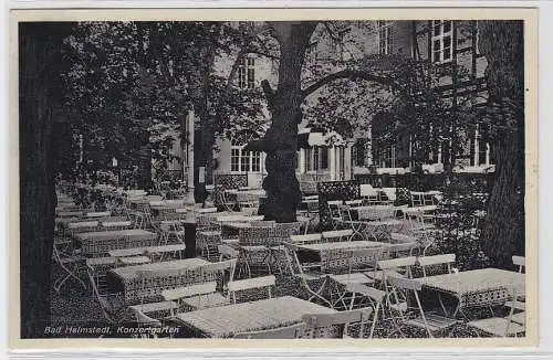 93017 AK Bad Helmstedt - Konzertgarten, Kurhaus Gesundbrunnen 1934