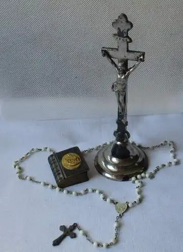 Konvolut Devotionalien Kruzifix, Rosenkranz und Bibelschatulle (126343)