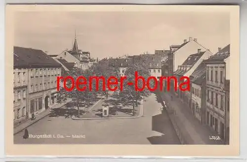 00348 Foto Ak Burgstädt i.Sa. Markt um 1940