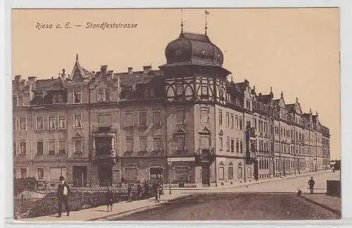 87671 Ak Riesa an der Elbe Standfeststrasse um 1917