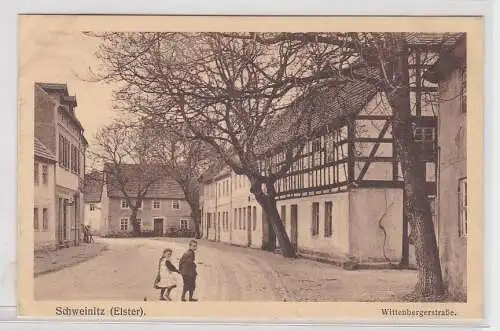 09671 Ak Schweinitz (Elster), Straßenansicht Wittenbergerstraße, um 1920