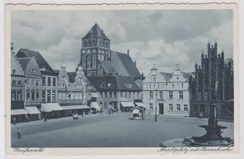 45023 Ak Greifswald - Marktplatz mit Marienkirche