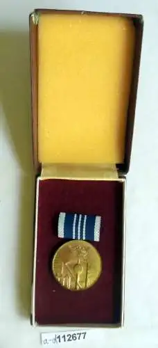 DDR Medaille Verdienste am Zentralen Jugendobjekt in Gold im Etui (112677)