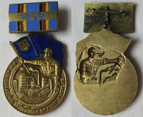 DDR Medaille für hervorragende Leistungen im Fünfjahrplan 1955 (149999)