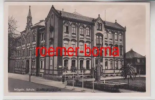 76808 Foto Ak Mügeln Schule um 1940