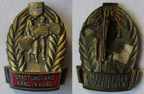 DDR Abzeichen FDJ Erntenadel "Stadt und Land Hand in Hand" um 1953 (119665)