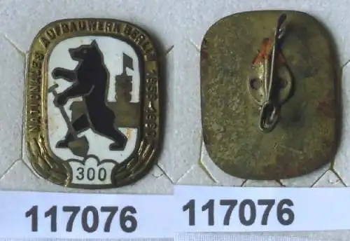DDR Abzeichen Berlin für den freiwilligen Aufbau 1956-1960 mit Zahl 300 (117076)