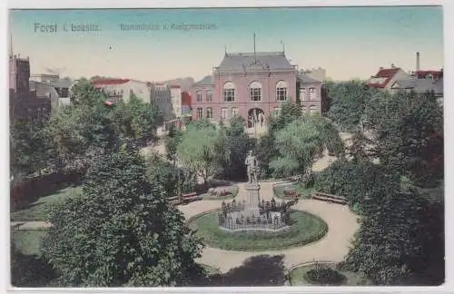 900746 AK Forst in Lausitz - Bismarckplatz und Realgymnasium 1915