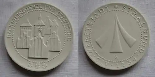 DDR Medaille Backsteingiebel und Stadttore - Werftstadt Stralsund (149814)