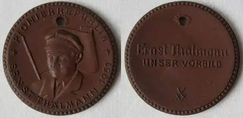 DDR Porzellan Medaille Pionierrepublik Ernst Thälmann 1951 (145058)