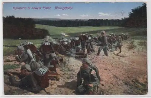 33814 Feldpost Ak Infanterie in vollem Feuer Waldgefecht 1915