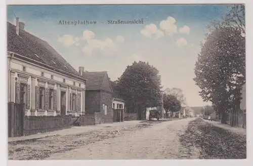 900060 Ak Altenplathow bei Genthin Straßenansicht um 1920