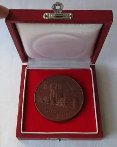 DDR Porzellan Medaille Meissen Zur Erinnerung Rat der Stadt Rostock (123712)