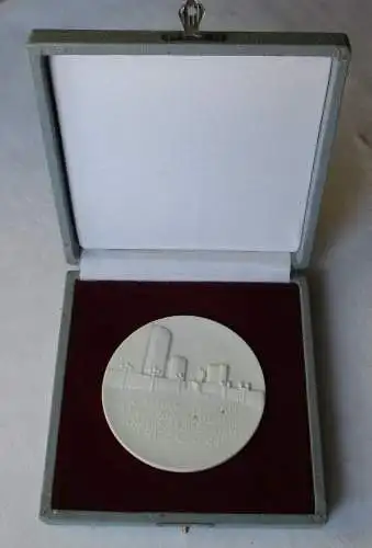 DDR Medaille VEB Baukombinat Leipzig - 10 Jahre Grünau 1976 - 1986 (109884)