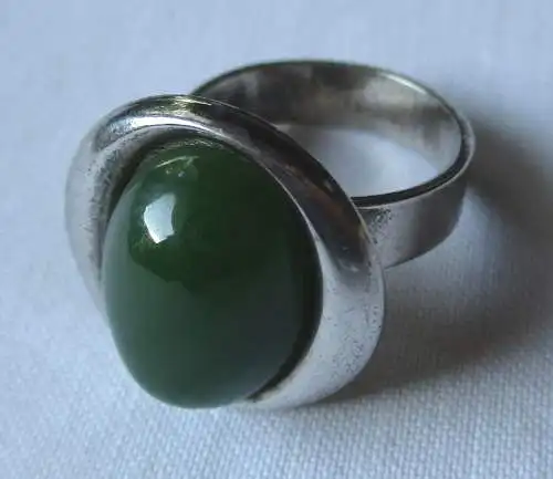 Charmanter 925er Sterling Silber Ring mit grünem Schmuckstein Art Déco (129968)